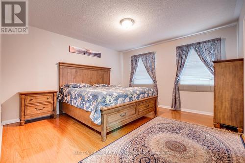 501 Lowe Lane, Milton, ON - Indoor Photo Showing Bedroom