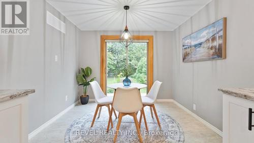 2066 Villa Nova Road, Norfolk, ON - Indoor Photo Showing Dining Room