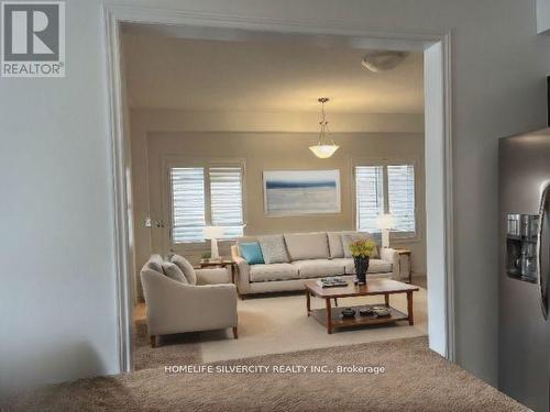 178 Seeley Avenue, Southgate, ON - Indoor Photo Showing Living Room