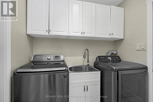 9343 Wellington 22 Road, Erin, ON - Indoor Photo Showing Laundry Room