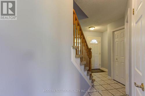 60 Camm Crescent, Guelph, ON - Indoor Photo Showing Other Room