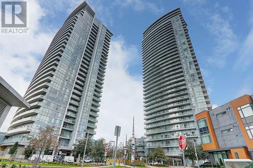 2212 - 70 Forest Manor Road, Toronto, ON - Outdoor With Balcony With Facade