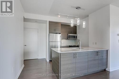 2212 - 70 Forest Manor Road, Toronto, ON - Indoor Photo Showing Kitchen