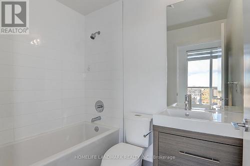 2212 - 70 Forest Manor Road, Toronto, ON - Indoor Photo Showing Bathroom