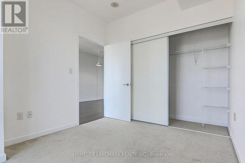 2212 - 70 Forest Manor Road, Toronto, ON - Indoor Photo Showing Other Room