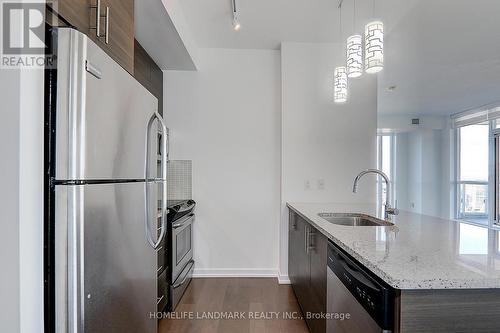 2212 - 70 Forest Manor Road, Toronto, ON - Indoor Photo Showing Kitchen With Upgraded Kitchen