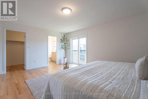 2159 Royal Gala Circle, Mississauga, ON - Indoor Photo Showing Bedroom