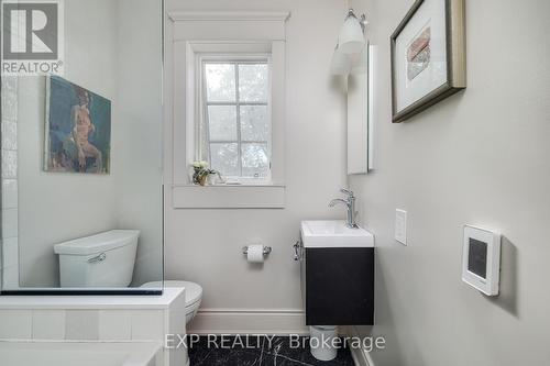 114 Rainsford Road, Toronto, ON - Indoor Photo Showing Bathroom