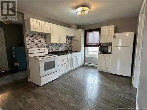 196 Park Avenue, Saint John, NB - Indoor Photo Showing Kitchen