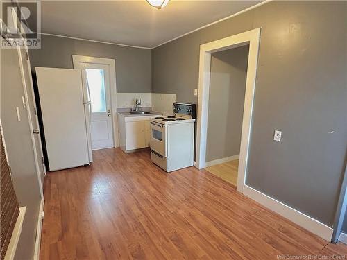 196 Park Avenue, Saint John, NB - Indoor Photo Showing Kitchen