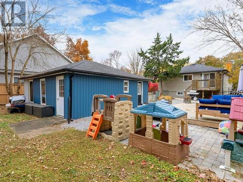 59 Oak Avenue, East Gwillimbury, ON - Outdoor With Deck Patio Veranda