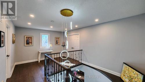 48 Fanshawe Drive, Richmond Hill, ON - Indoor Photo Showing Other Room