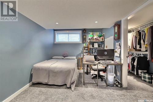 8013 Edgewater Bay, Regina, SK - Indoor