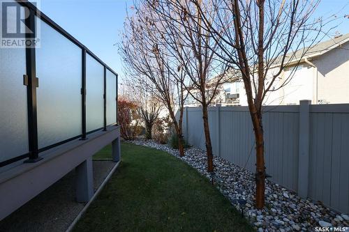 8013 Edgewater Bay, Regina, SK - Outdoor