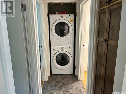 2221 Lansdowne Avenue, Saskatoon, SK - Indoor Photo Showing Laundry Room