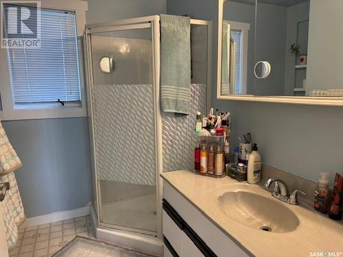 11345 Clark Drive, North Battleford, SK - Indoor Photo Showing Bathroom