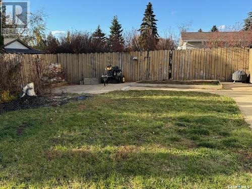 11345 Clark Drive, North Battleford, SK - Outdoor