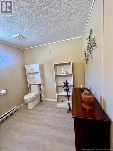 631 Champlain, Shediac, NB - Indoor Photo Showing Bathroom