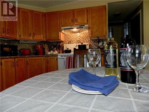 631 Champlain, Shediac, NB - Indoor Photo Showing Kitchen