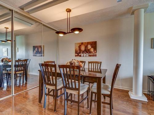 Salle Ã  manger - 207-2555 Av. Du Havre-Des-Îles, Laval (Chomedey), QC - Indoor Photo Showing Dining Room