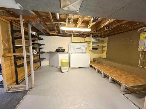 856 Fourth Avenue South, Kenora, ON - Indoor Photo Showing Basement