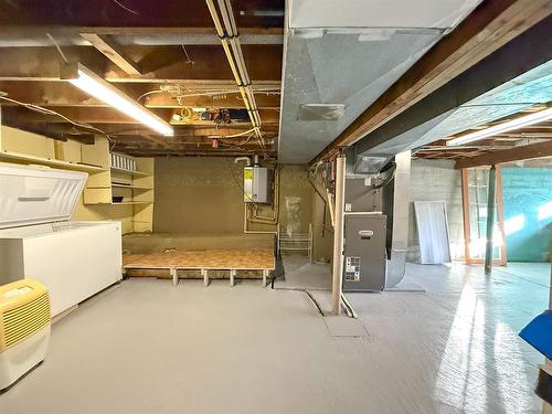 856 Fourth Avenue South, Kenora, ON - Indoor Photo Showing Basement