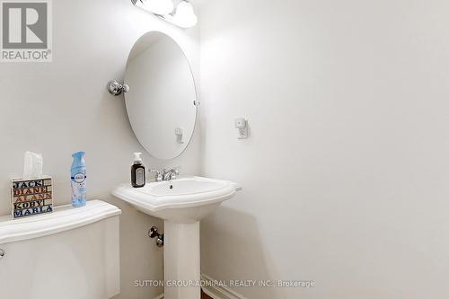 901 - 7460 Bathurst Street W, Vaughan, ON - Indoor Photo Showing Bathroom