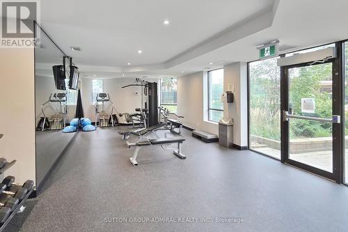 901 - 7460 Bathurst Street W, Vaughan, ON - Indoor Photo Showing Gym Room