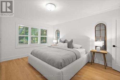 81 Sir Williams Lane, Toronto, ON - Indoor Photo Showing Bedroom