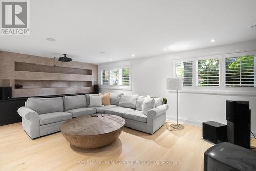 81 Sir Williams Lane, Toronto, ON - Indoor Photo Showing Living Room