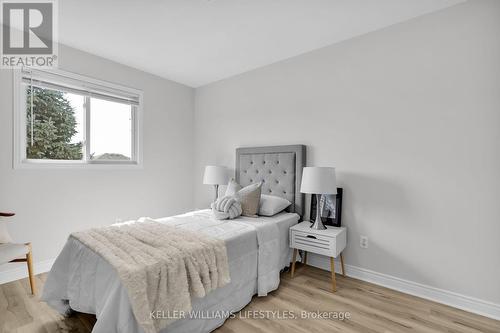 1315 Reardon Boulevard, London, ON - Indoor Photo Showing Bedroom