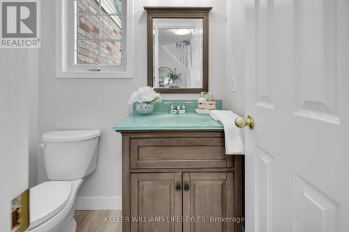 1315 Reardon Boulevard, London, ON - Indoor Photo Showing Bathroom