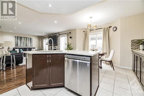 26 Portadown Crescent, Ottawa, ON - Indoor Photo Showing Kitchen With Upgraded Kitchen