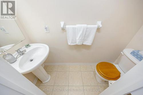 267 Prosser Circle, Milton, ON - Indoor Photo Showing Bathroom