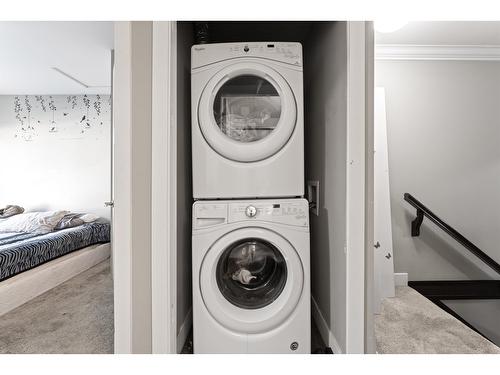 135 13670 62 Avenue, Surrey, BC - Indoor Photo Showing Laundry Room