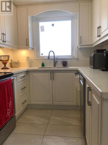 Main - 38 Glen Cameron Road, Markham, ON - Indoor Photo Showing Kitchen