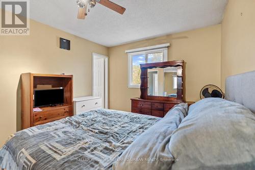 20 Biscayne Boulevard, Georgina, ON - Indoor Photo Showing Bedroom