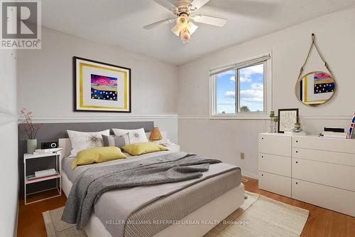 20 Biscayne Boulevard, Georgina, ON - Indoor Photo Showing Bedroom