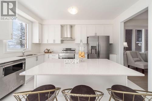 21 Tyler Avenue, Erin, ON - Indoor Photo Showing Kitchen With Double Sink With Upgraded Kitchen