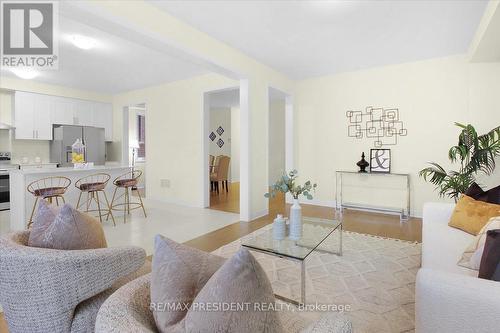 21 Tyler Avenue, Erin, ON - Indoor Photo Showing Living Room