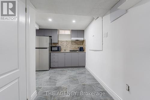 Bsmt - 48 Chiara Drive, Vaughan, ON - Indoor Photo Showing Kitchen