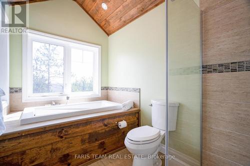 7 Pine Point, Oro-Medonte, ON - Indoor Photo Showing Bathroom