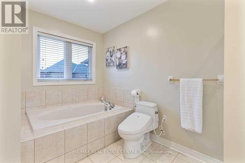 3292 Skipton Lane, Oakville, ON - Indoor Photo Showing Bathroom