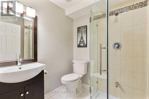 3292 Skipton Lane, Oakville, ON - Indoor Photo Showing Bathroom