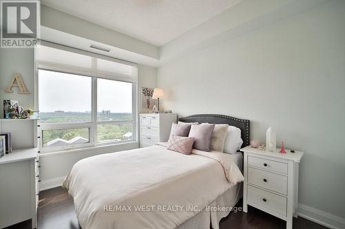 808 - 25 Fontenay Court, Toronto, ON - Indoor Photo Showing Bedroom