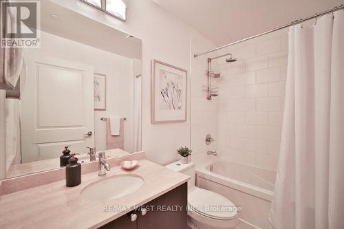 808 - 25 Fontenay Court, Toronto, ON - Indoor Photo Showing Bathroom