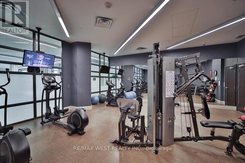 808 - 25 Fontenay Court, Toronto, ON - Indoor Photo Showing Gym Room