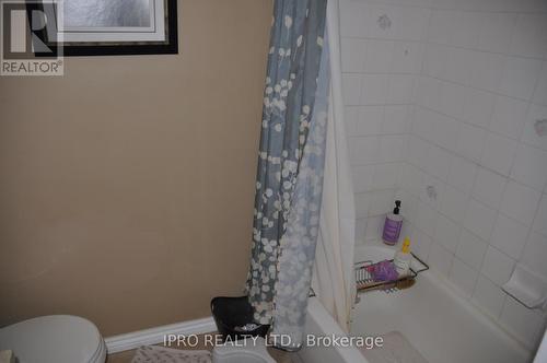 324 Howard Crescent, Orangeville, ON - Indoor Photo Showing Bathroom