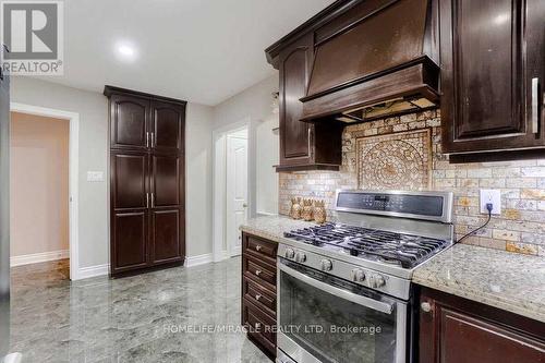 Upper - 31 Farmington Drive, Brampton, ON - Indoor Photo Showing Kitchen