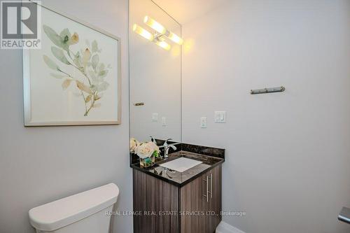 417 - 128 Garden Drive, Oakville, ON - Indoor Photo Showing Bathroom